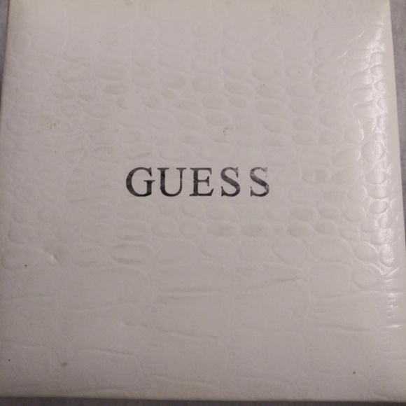 GUESS Embedded Rhinestone Chronograph NWT - Picture 4 of 6